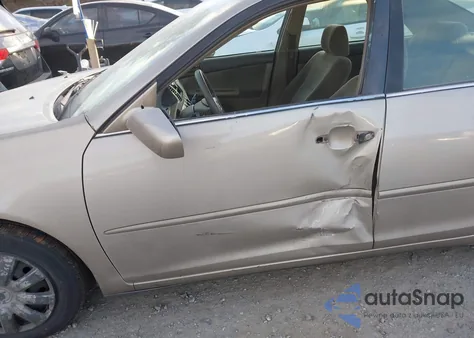 2004 Toyota Camry Le из США, поврежденный, VIN 4T1BE32K14U893526